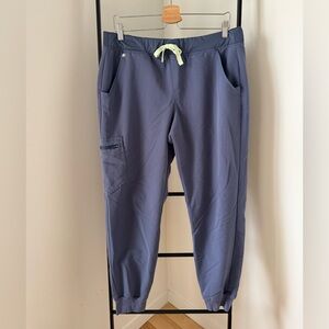 FIGS Technical Collection Scrub Pants, size L